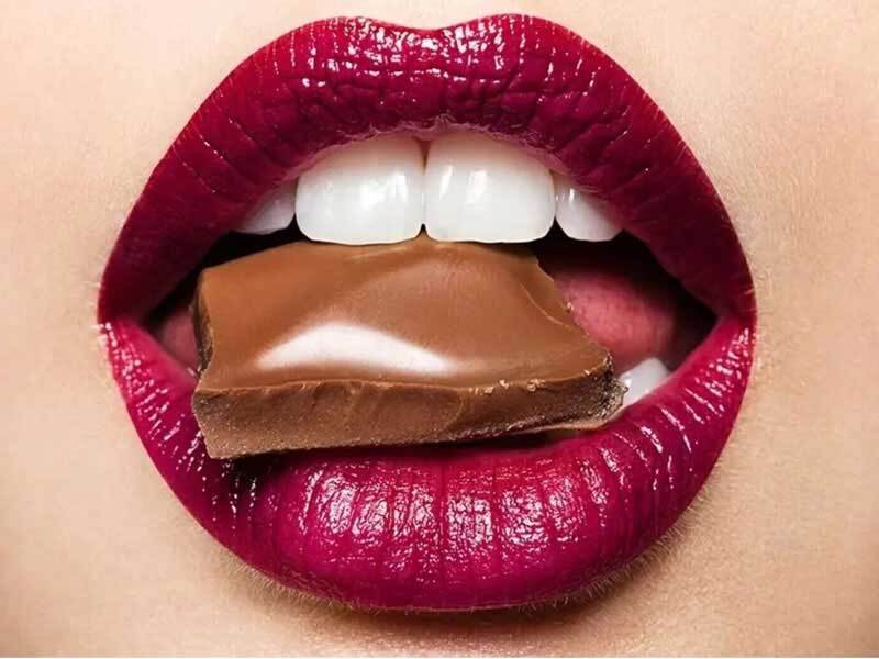 Translation missing: ar.Q7 Botanical Extract Chocolate for Women – individual packs and box displayed for clear product overview - Q7 - accessibility.image_number 2