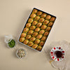 Karakoy Gulluoglu Pistachio Mussel Baklava 1kg Metal Gift Box مصغرة 3