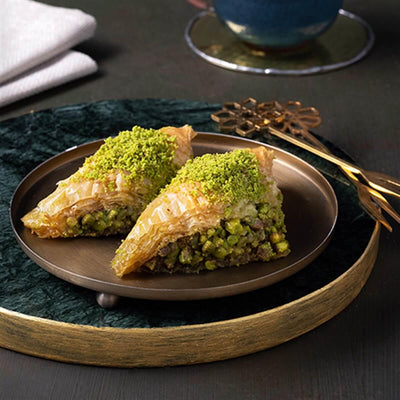 Karakoy Gulluoglu Pistachio Sobiyet Baklava 1kg Metal Gift Box